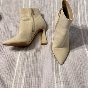 Creme jlo boots